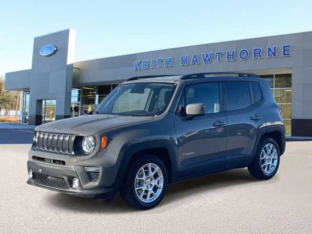 Used 2020 Gray Clearcoat Jeep Latitude image 3