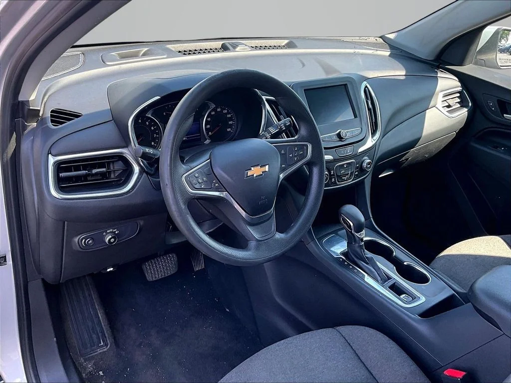 Used 2022 Silver Chevrolet LT image 14