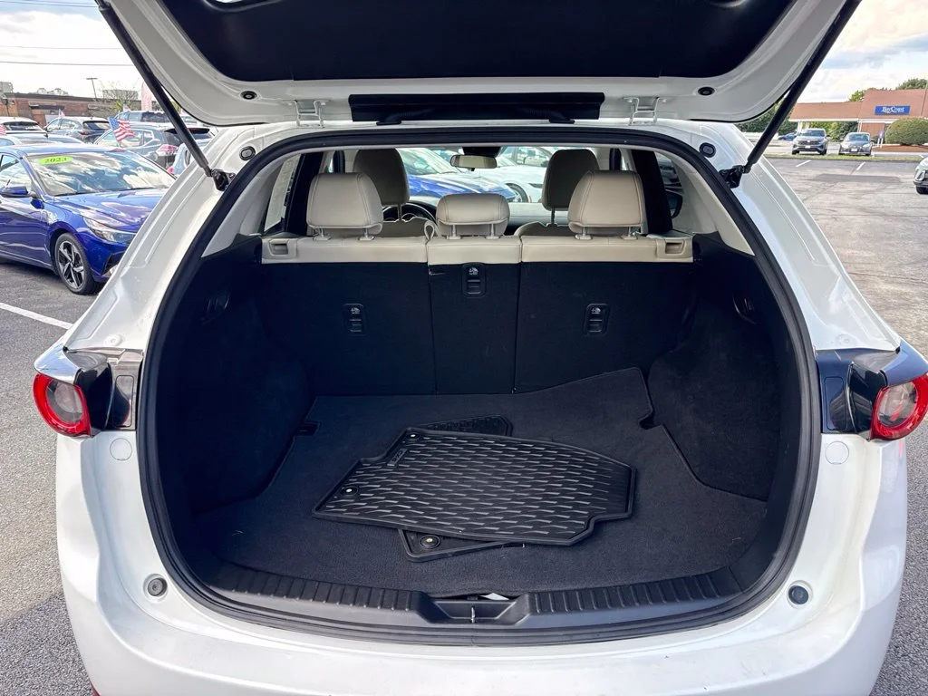 Used 2021 White Mazda Touring image 13