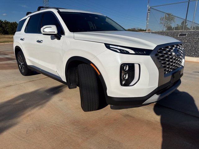 Used 2022 White Hyundai SEL image 3