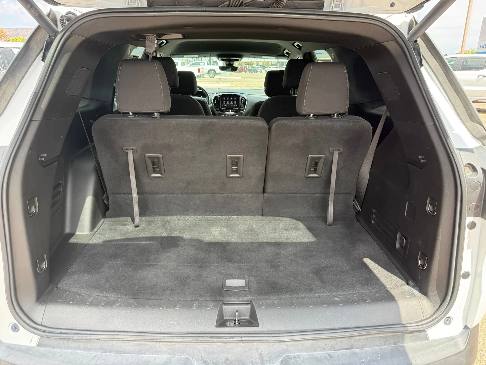 2023 Chevrolet Traverse 1LT - Photo 41