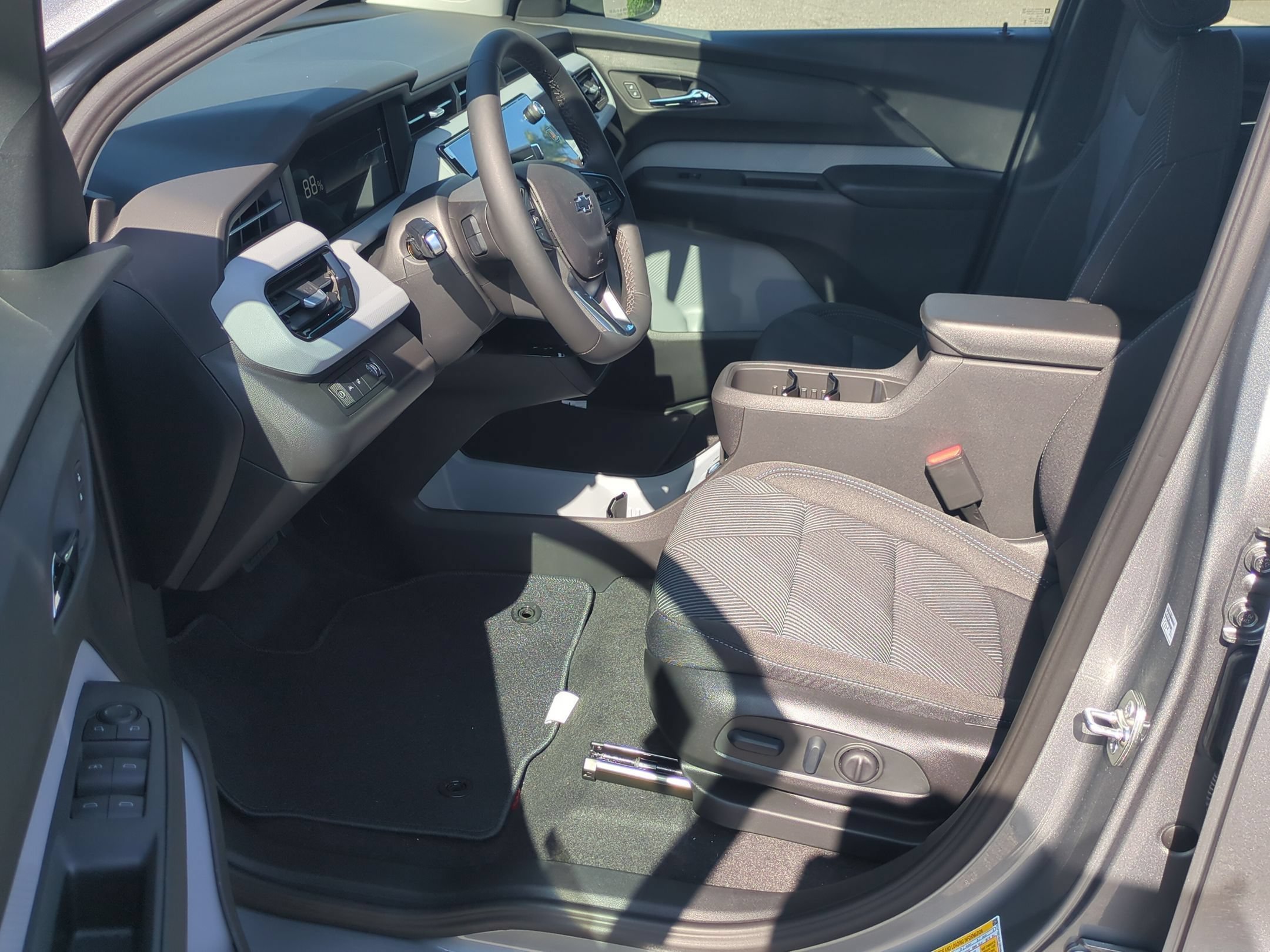 New 2027 Sterling Grey Metallic Chevrolet LT image 11
