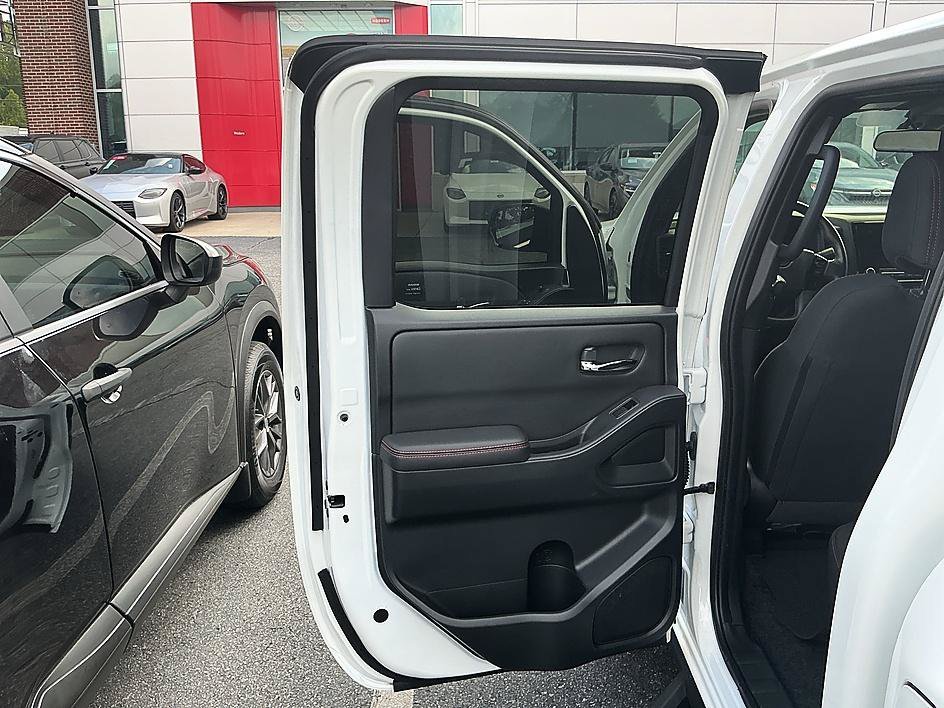 Certified Used 2023 Glacier White Nissan PRO-X image 22