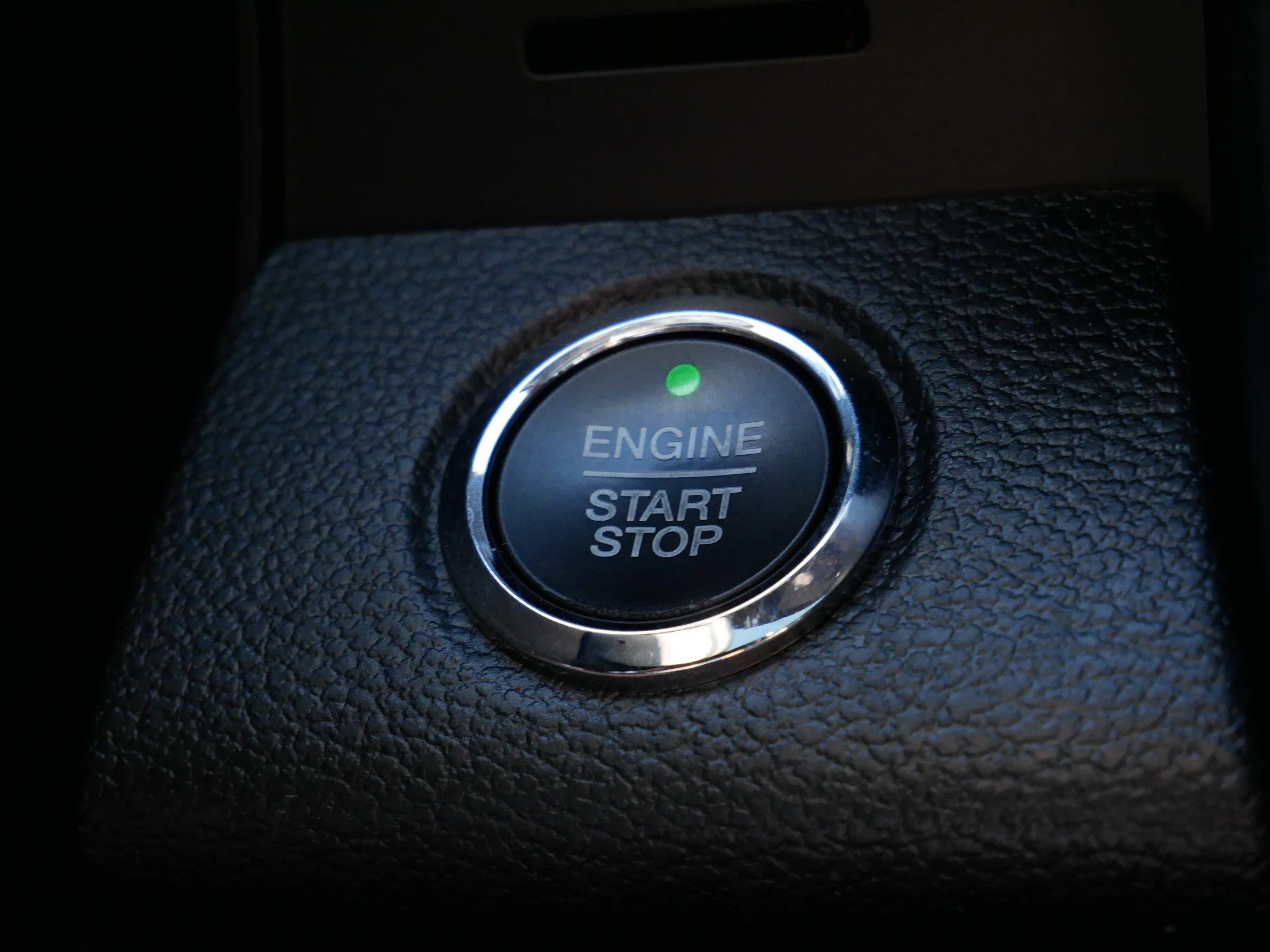 Used 2023 Wind Chill Pearl Toyota XLE image 5