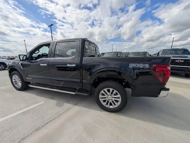 2025 Ford F-150 Lariat - Photo 12