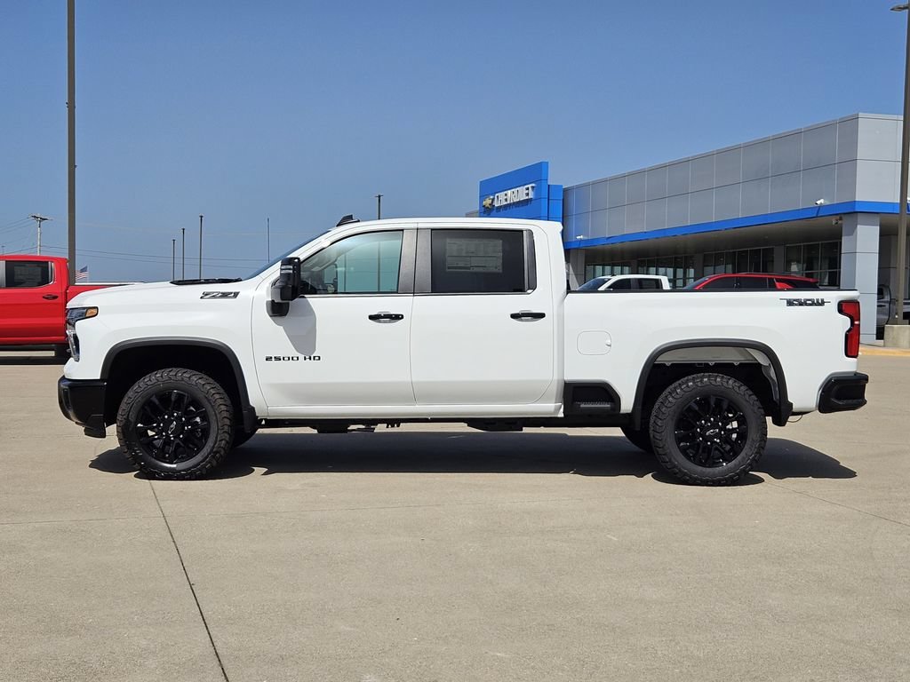 New 2026 Summit White Chevrolet LT image 5