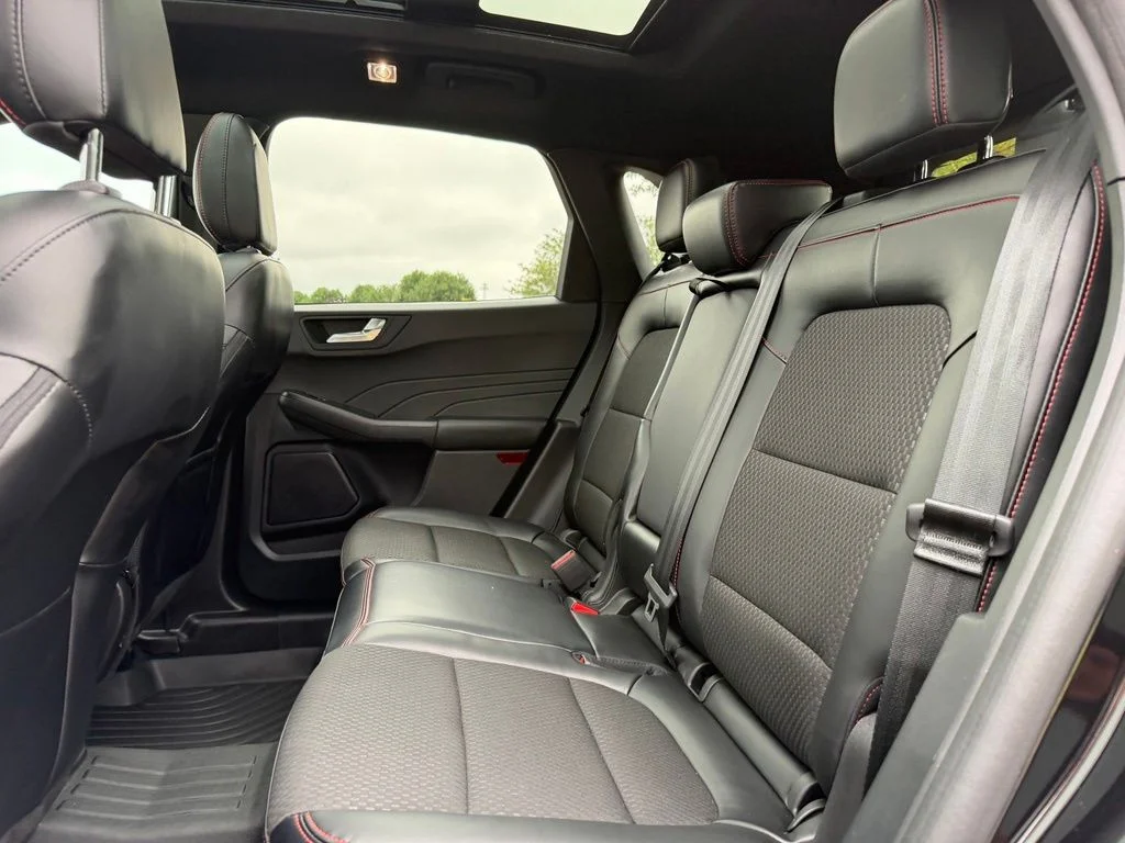 Used 2023 Black Ford ST-Line image 29