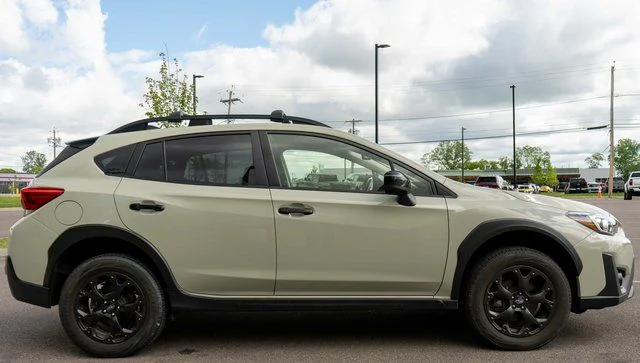 Used 2023 Beige Subaru Premium image 5