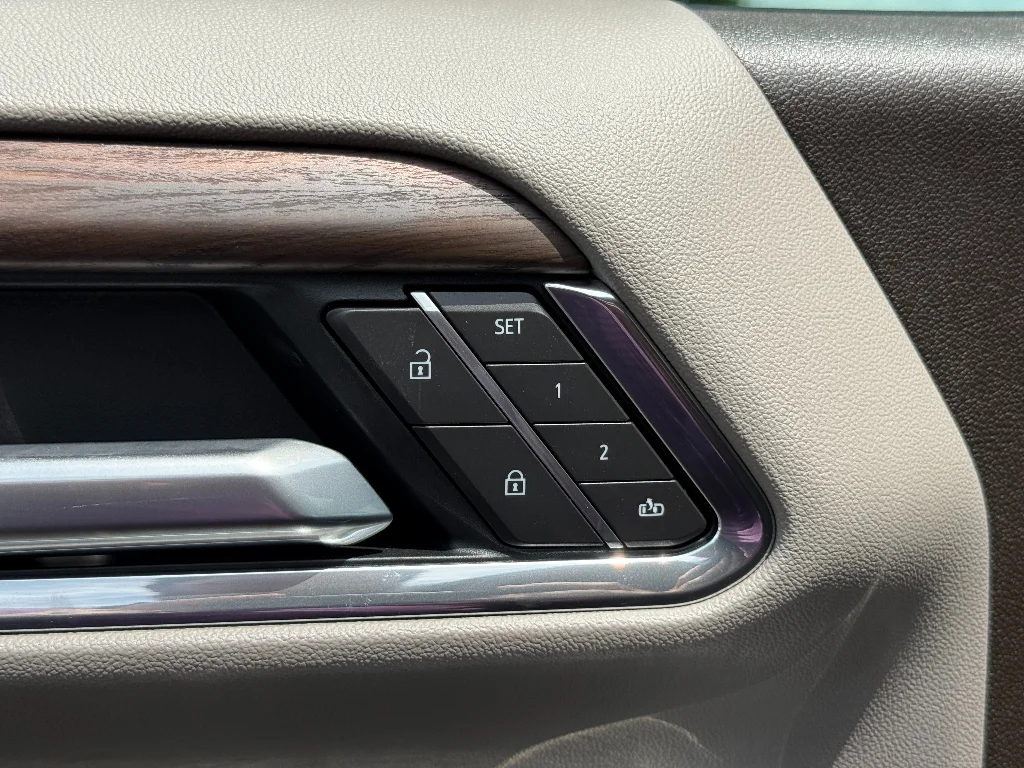 2026 GMC Sierra 1500 SLT - Photo 20