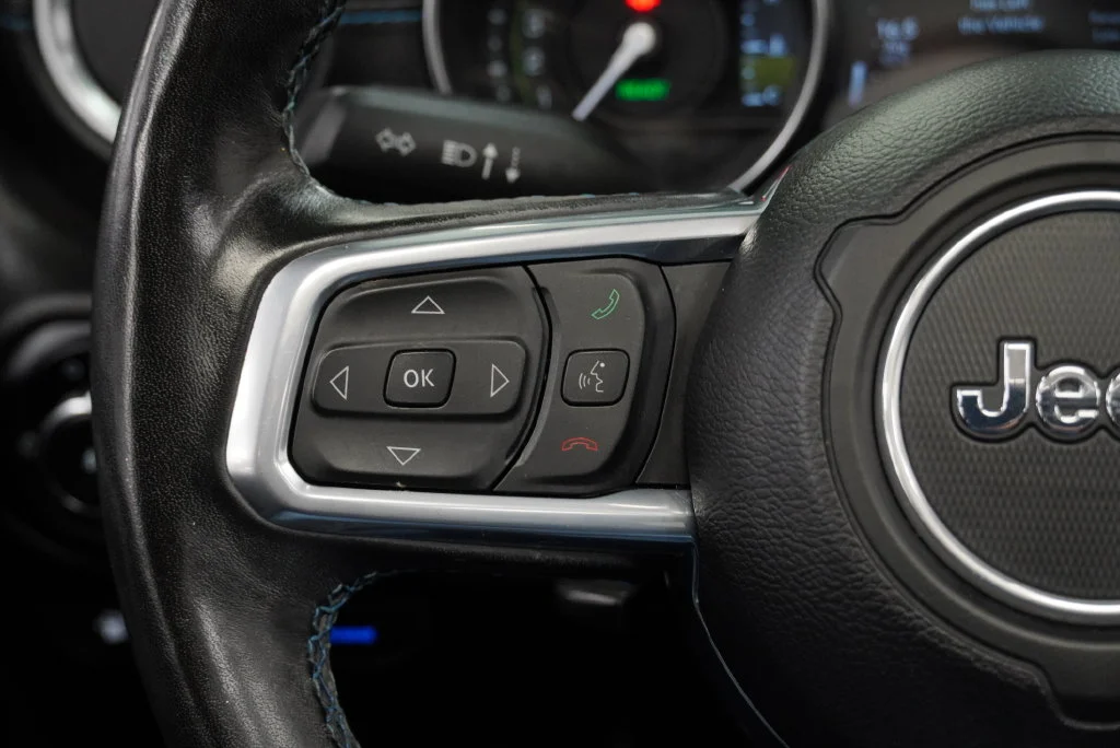 Used 2023 Green Jeep Rubicon 4xe image 32