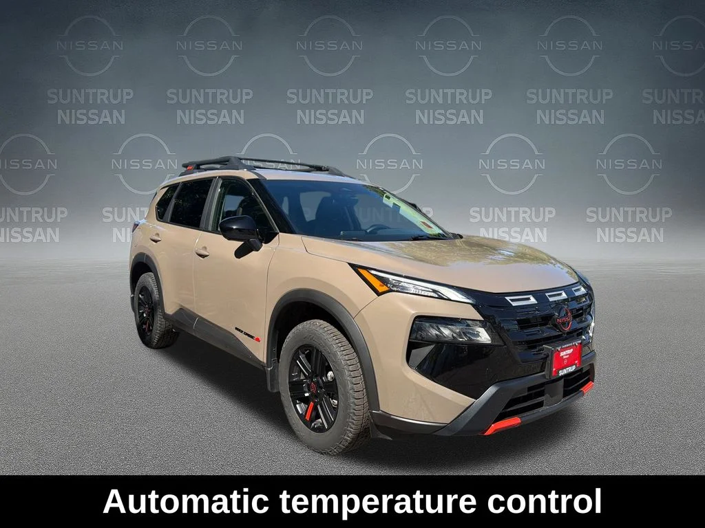 Used 2025 Beige/tan Nissan Rock Creek image 9