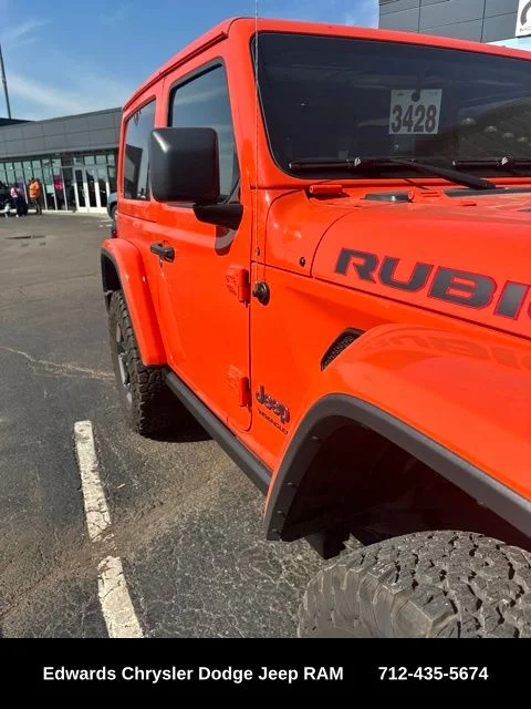 Used 2018 Orange Jeep Rubicon image 14