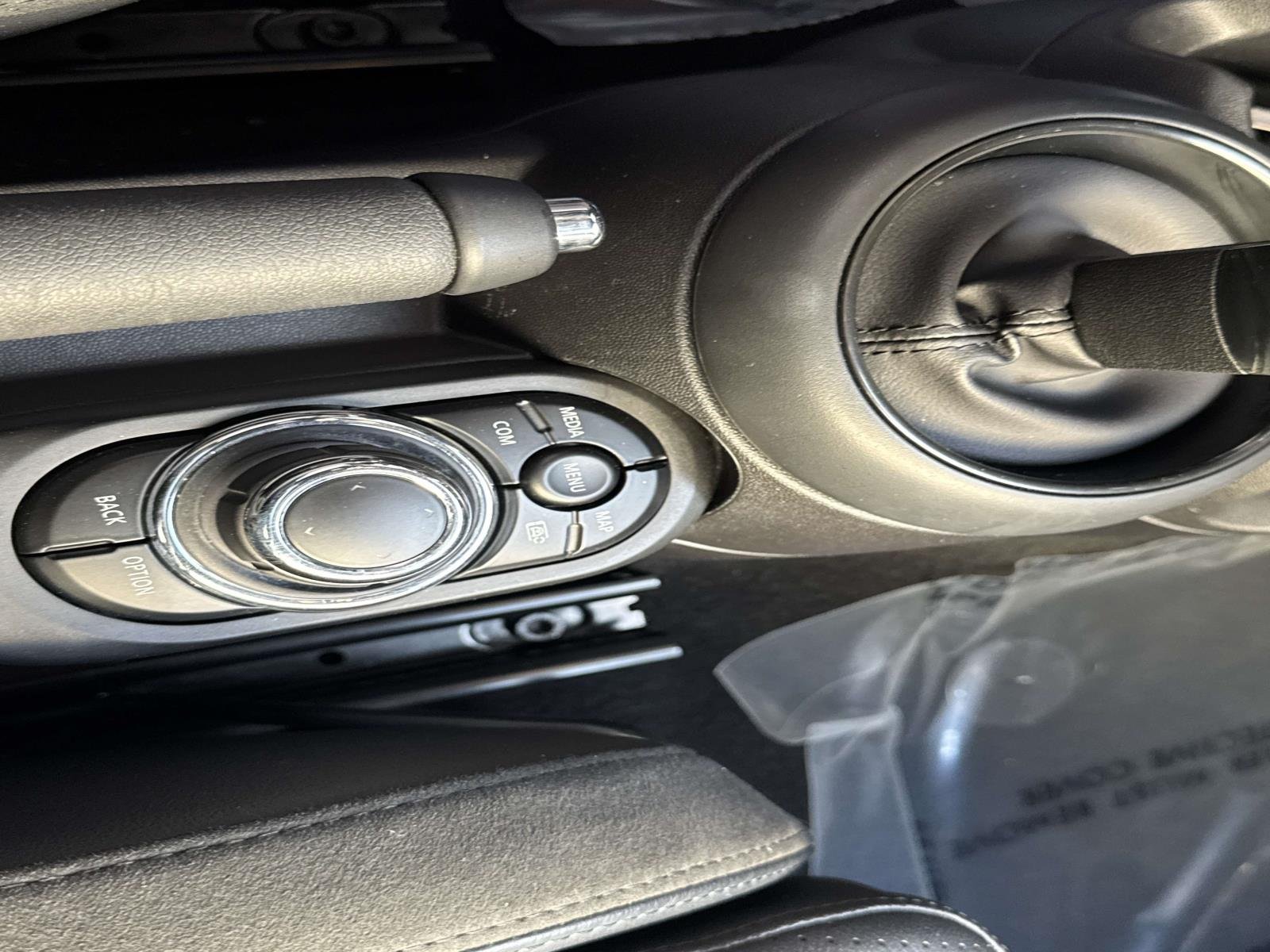 2023 MINI 3 Door S - Photo 17