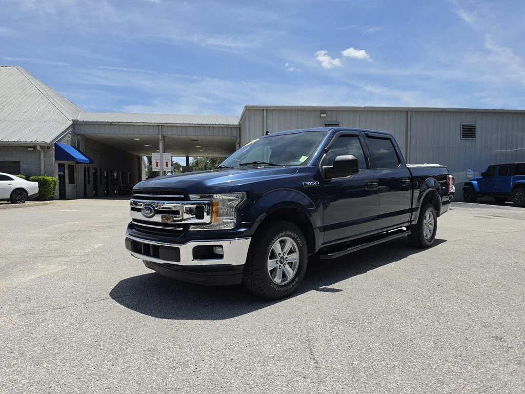 Certified Used 2019 Blue Ford XLT image 2
