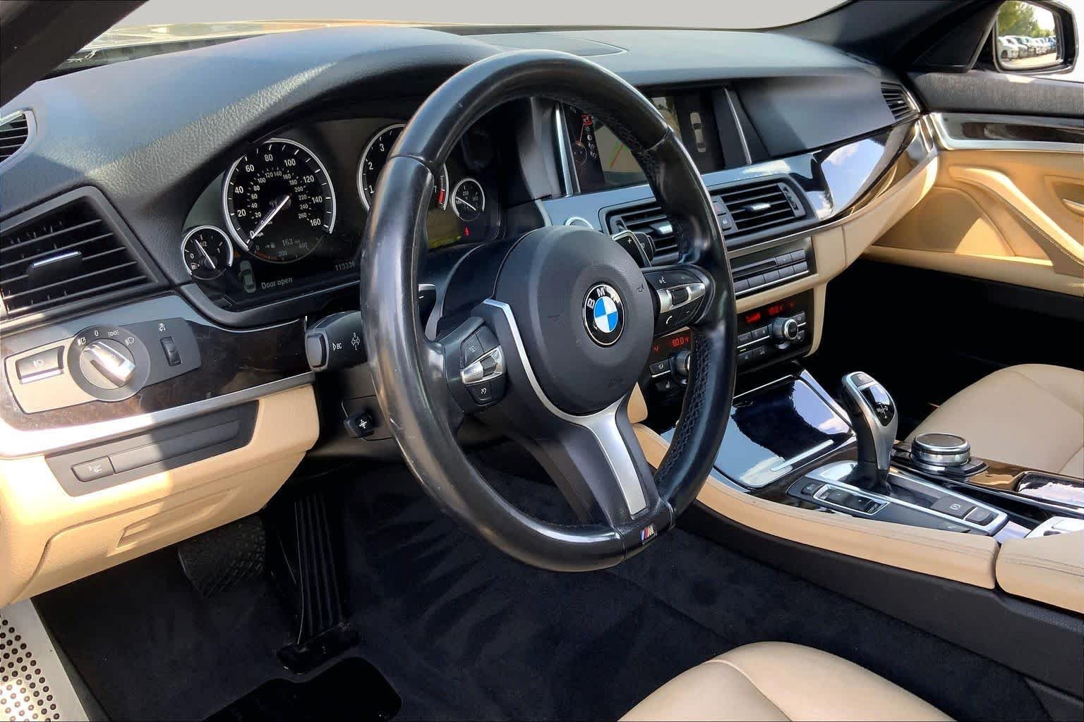 Used 2016 Black Sapphire Metallic BMW 528i image 18
