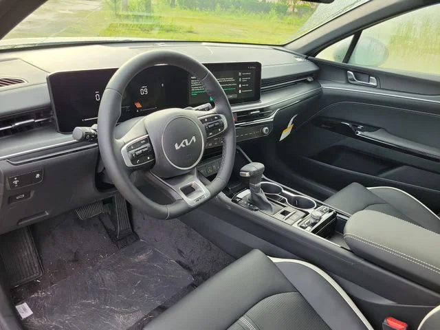 New 2026 Aurora Black Pearl Kia GT-Line AWD image 7