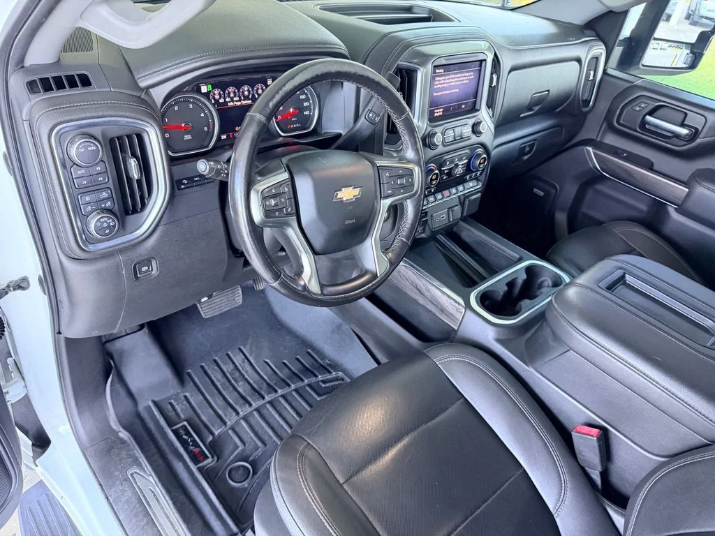 Used 2021 White Chevrolet LTZ image 14
