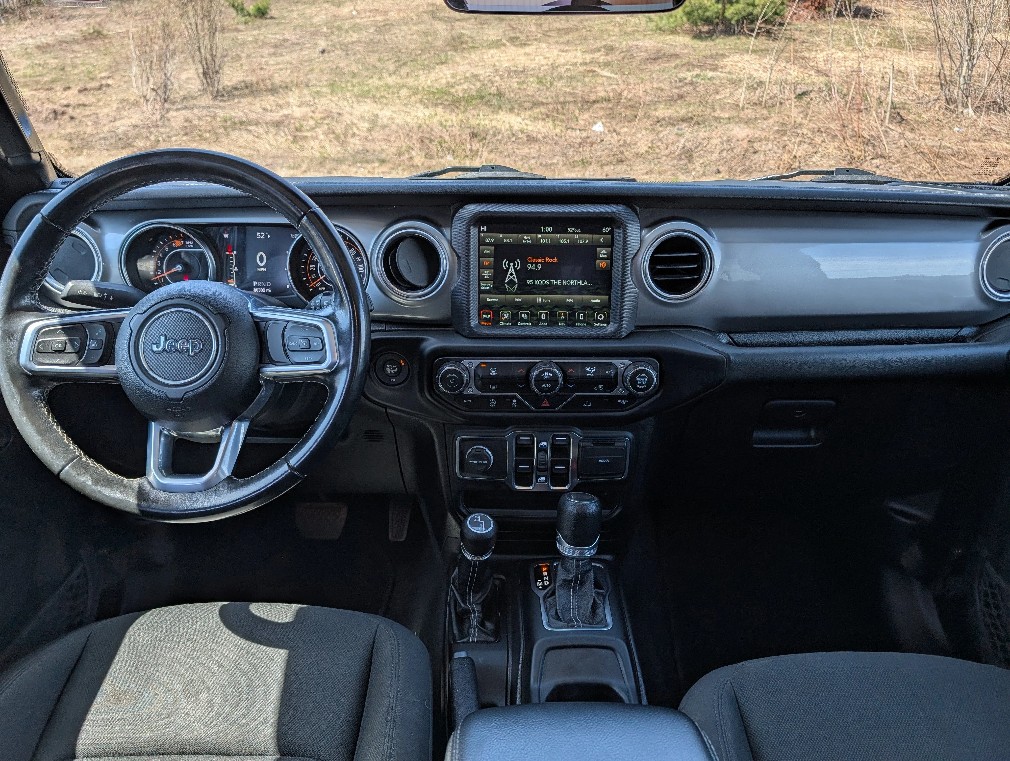 Used 2021 Black Clearcoat Jeep Unlimited Sahara image 10