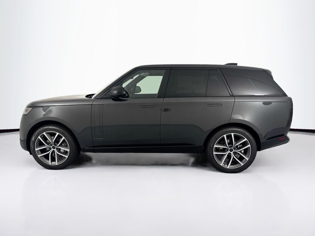 New 2026 Carpathian Grey Land Rover SE image 8
