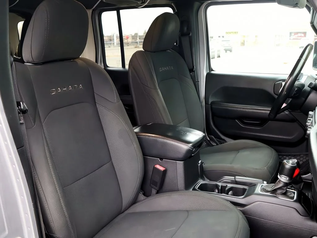 2020 Jeep Wrangler Unlimited Sahara - Photo 22