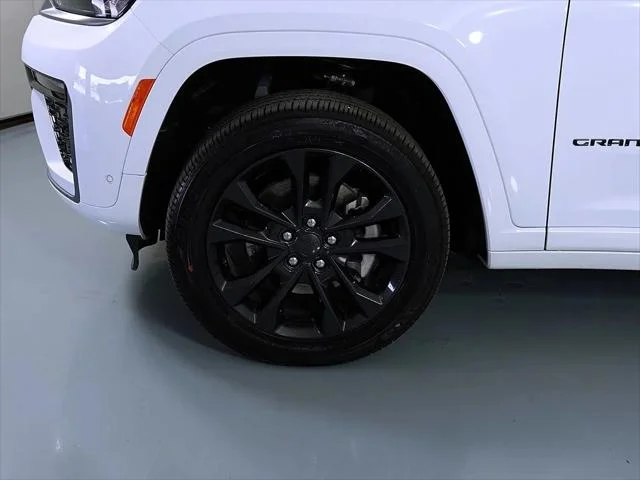 2026 Jeep Grand Cherokee L Limited Reserve - Photo 9