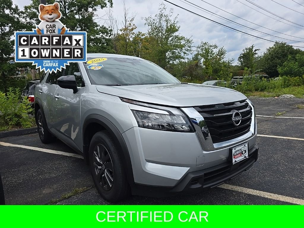 Used 2025 Silver Nissan S image 2