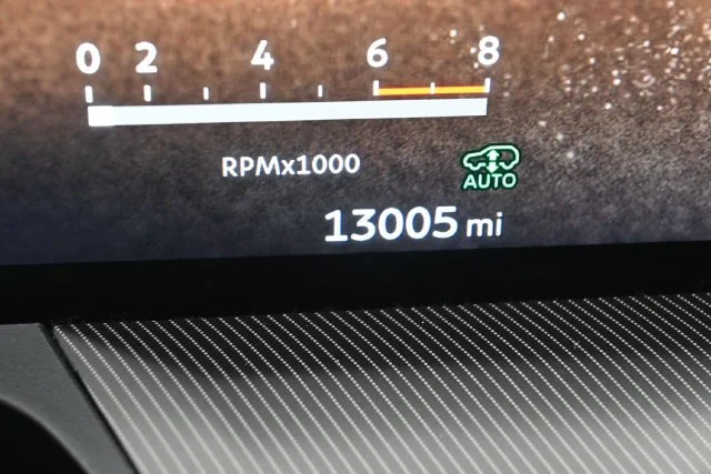 Used 2025 Anthracite Gray INFINITI LUXE image 15