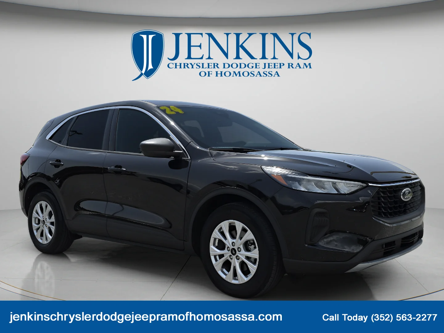Used 2024 Agate Black Metallic Ford Active image 2