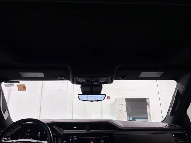 Used 2022 Black GMC AT4 image 10