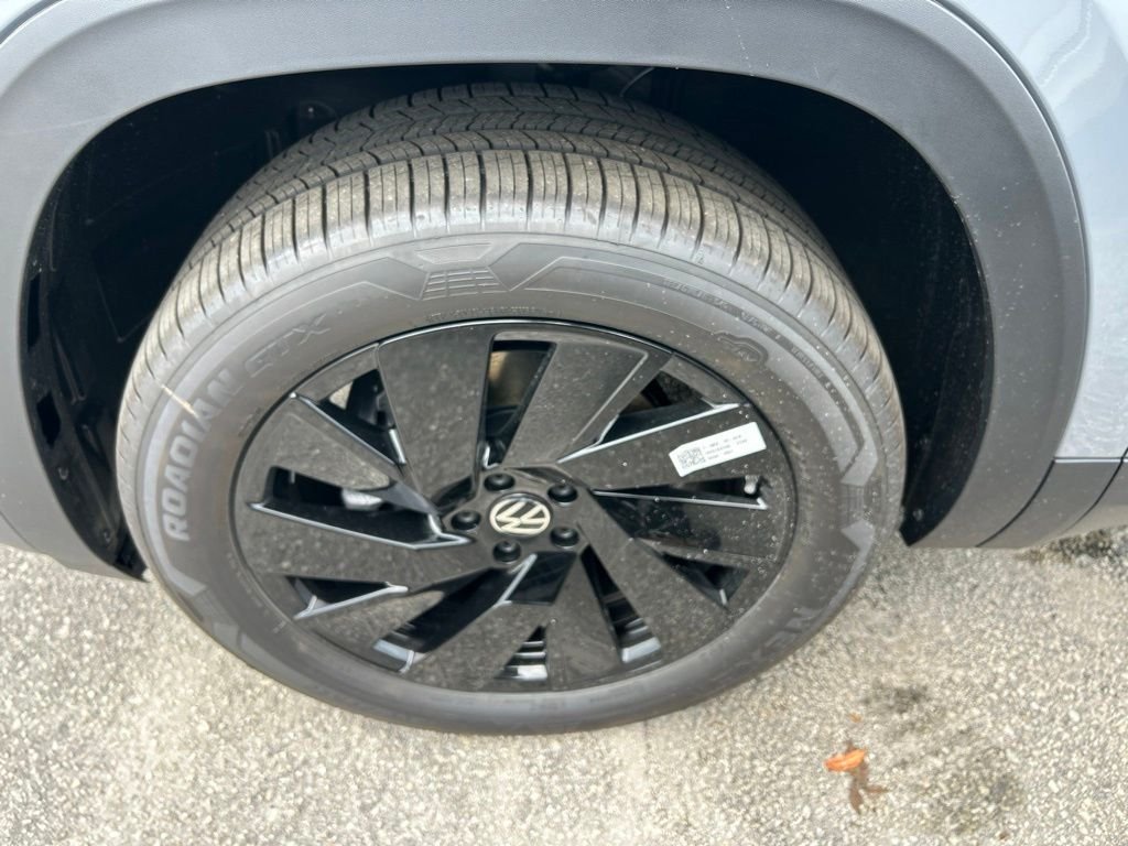 New 2026 Gray Volkswagen 2.0T SE w/Technology image 53