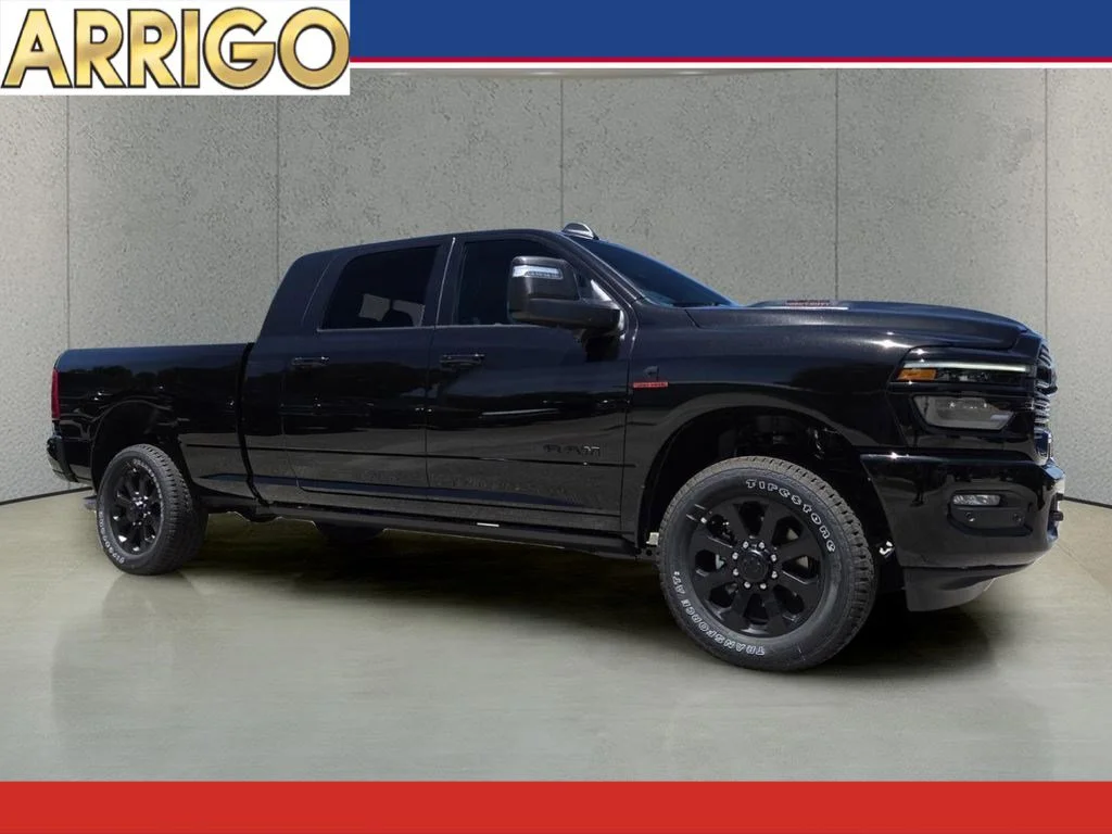 New 2026 Diamond Black Crystal Pearl-Coat Exterior Paint RAM Laramie image 1