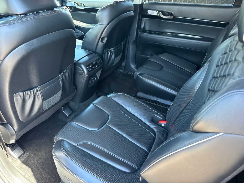 Used 2021 Gray Hyundai Limited image 18