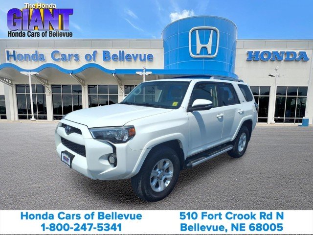 Used 2017 Super White Toyota SR5 Premium 4WD image 1