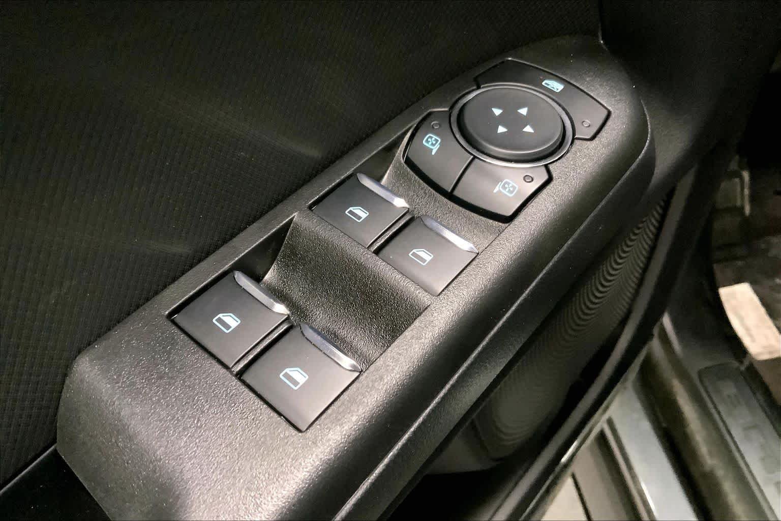 New 2026 Carbonized Gray Metallic Ford Big Bend® image 17
