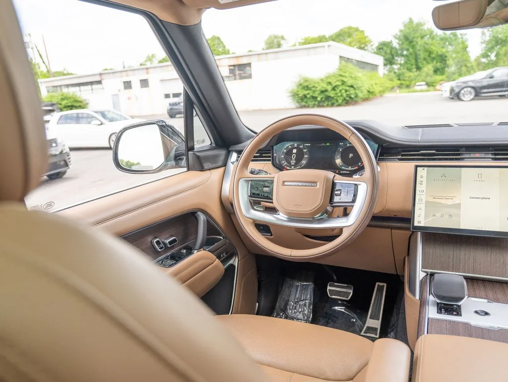 Certified Used 2025 White Land Rover SE image 19