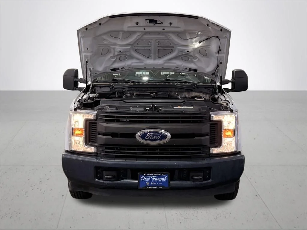 Used 2018 White Ford XL image 5