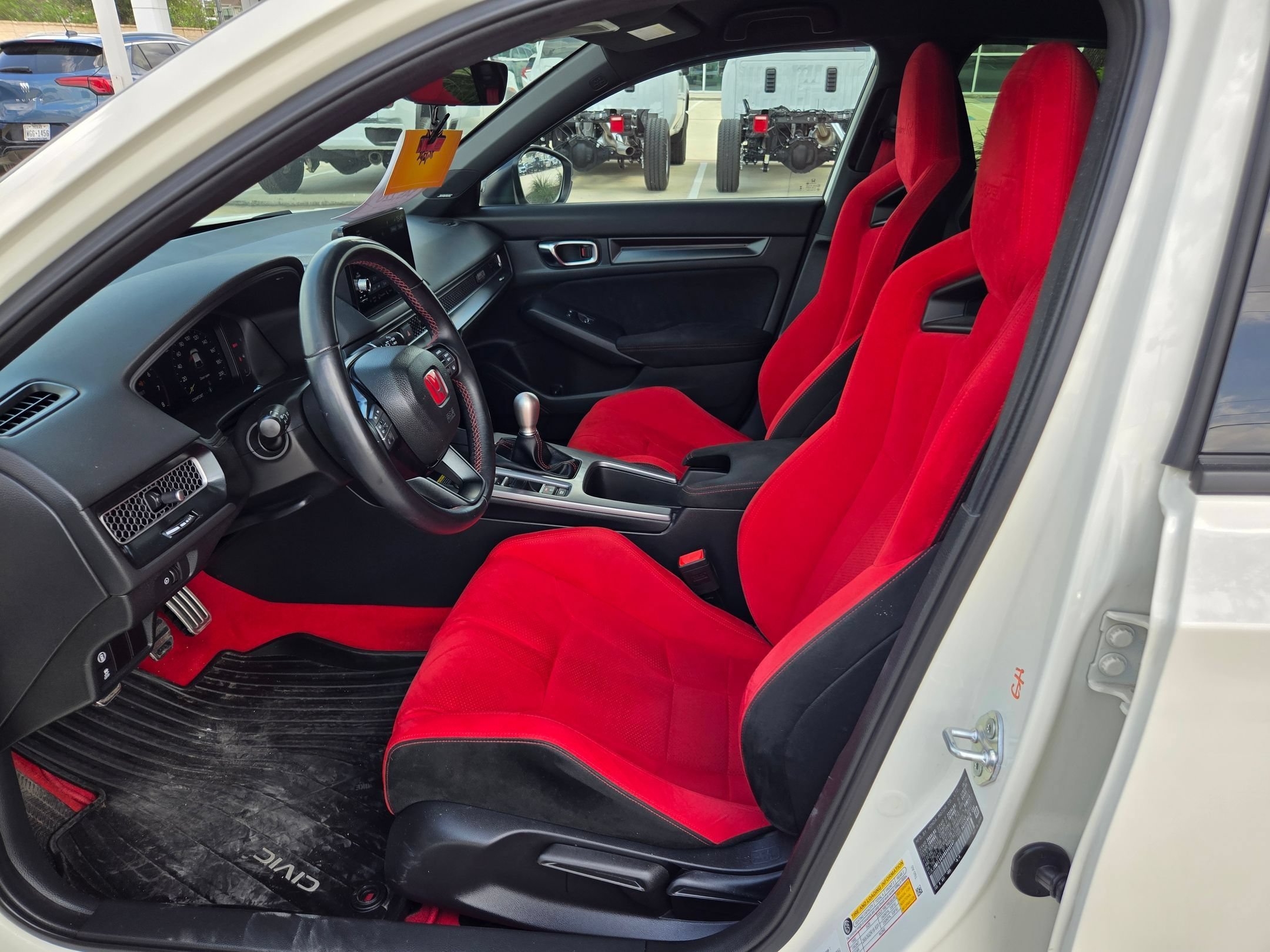 Used 2024 White Honda TYPE R image 9