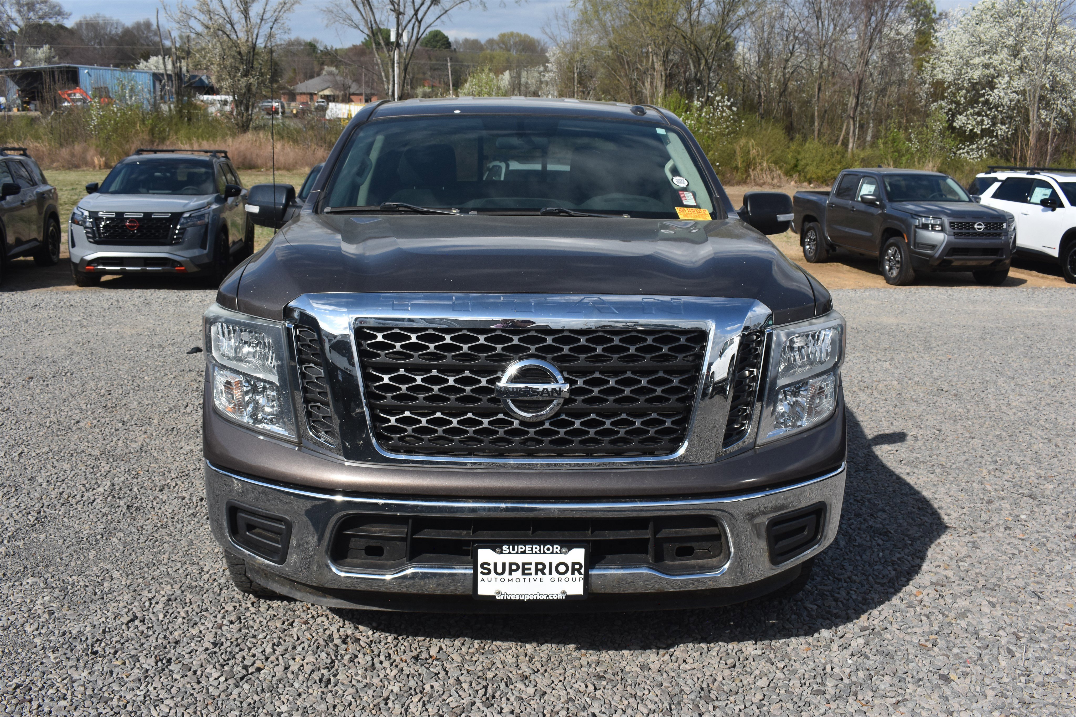 Used 2017 Nissan Titan SV with VIN 1N6AA1EK5HN532969 for sale in Little Rock