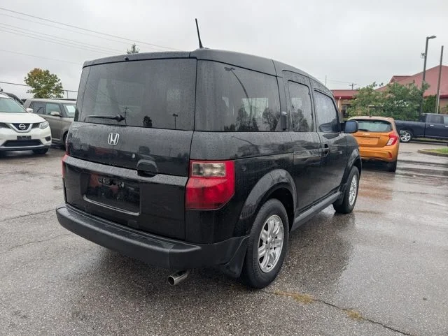Used 2006 Black Honda EX-P image 6