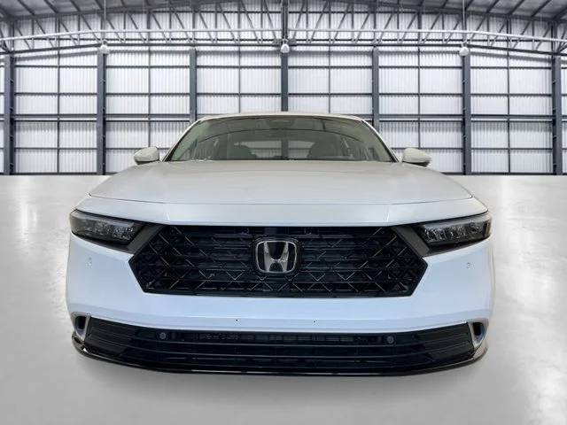 New 2026 Platinum White Pearl Honda Touring image 10