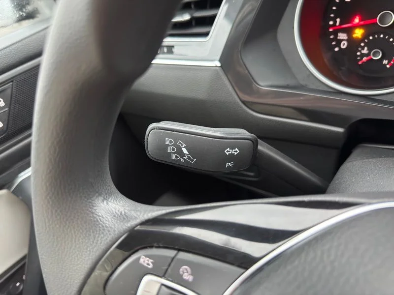 Used 2019 Gray Volkswagen 2.0T S image 26