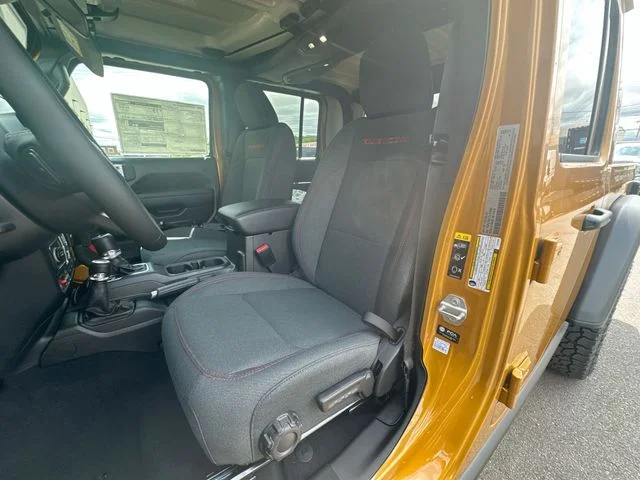 New 2026 Goldilocks Exterior Paint Jeep Rubicon image 13