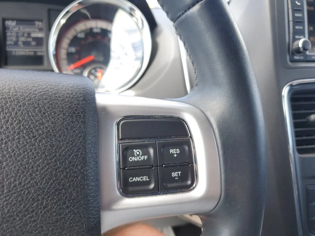 Certified Used 2016 Black Dodge R/T image 24