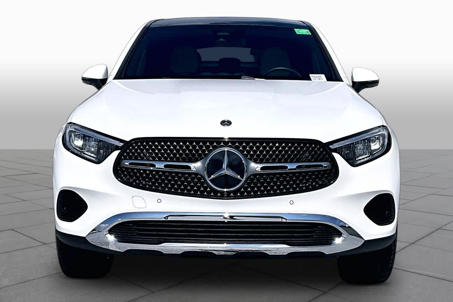 Used 2026 Polar White Mercedes-Benz GLC 300 image 4