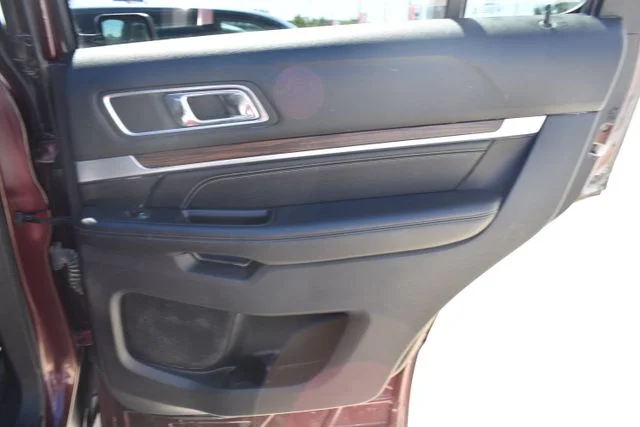 Used 2019 Red Ford Limited image 22