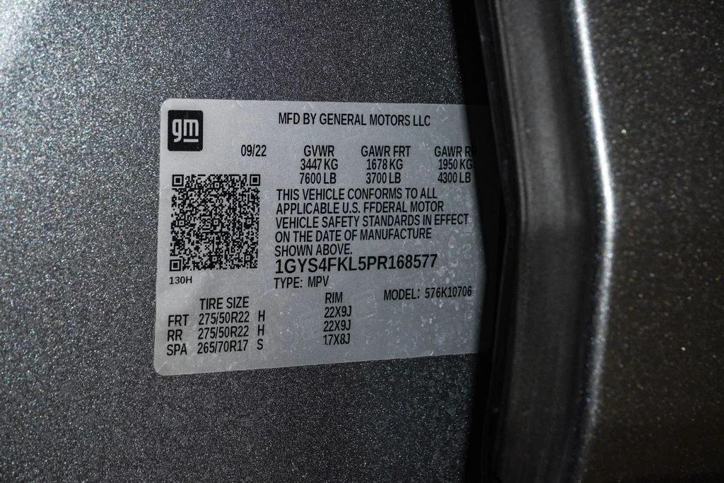 Used 2023 Silver Metallic Cadillac Sport image 40