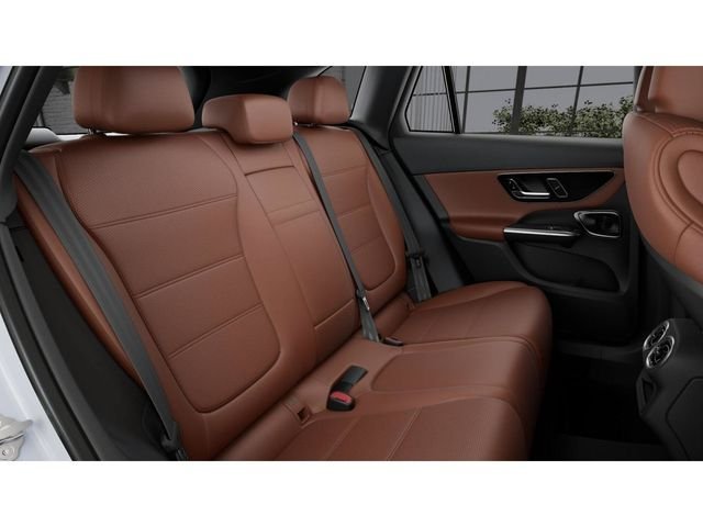 New 2026 Polar White Mercedes-Benz GLC 300 image 5