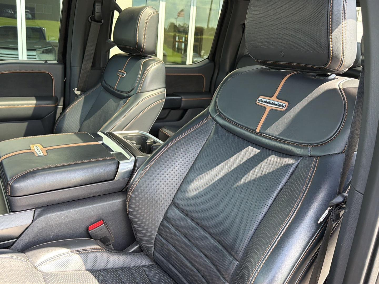 Used 2023 Agate Black Ford Platinum image 32