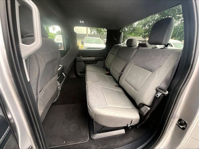 Used 2024 Silver Metallic Ford XLT image 21