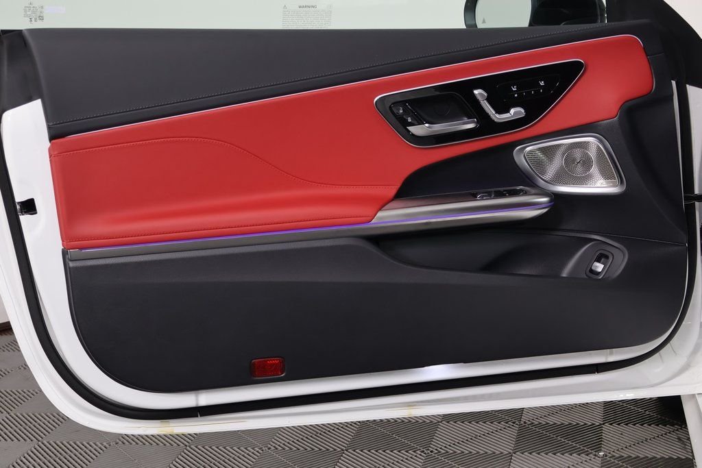 New 2027 Polar White Mercedes-Benz CLE 450 image 7